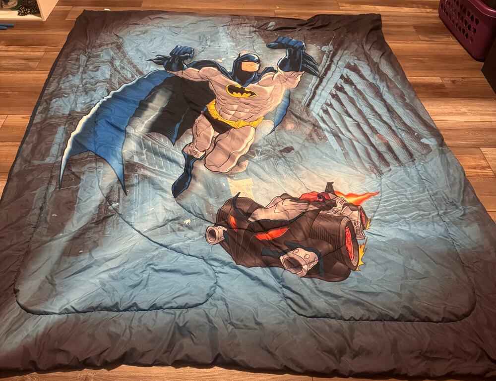 Batman Twin Size Reversible Comforter DC Comics Superhero Bedding Blanket